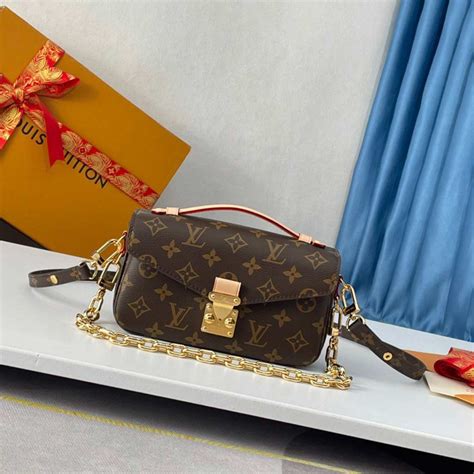 louis vuitton pochette metis east west review|pochette metis east west.